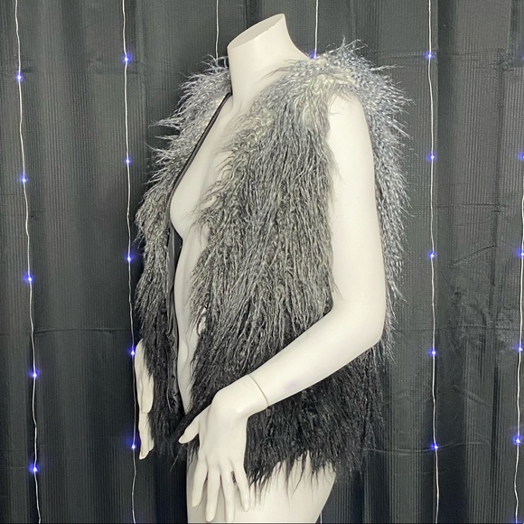 Fur Vest - Picture 2 of 7
